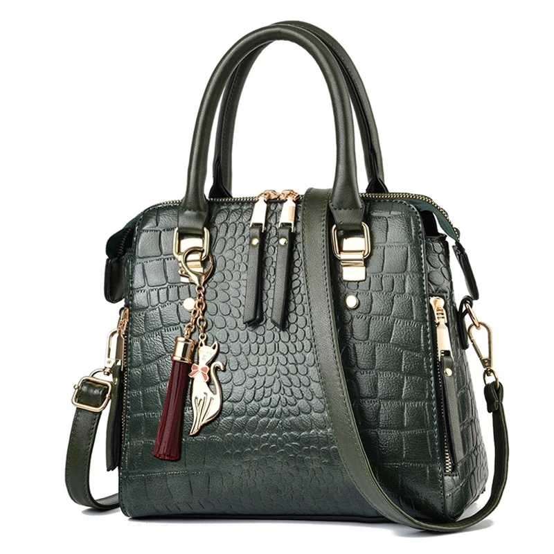 The Luxe Croc-Tassel Handbag – Sophisticated Winter Luxury Elegant Top-Handle & Crossbody