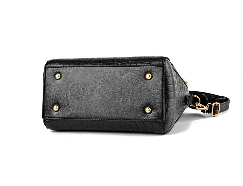 The Luxe Croc-Tassel Handbag – Sophisticated Winter Luxury Elegant Top-Handle & Crossbody