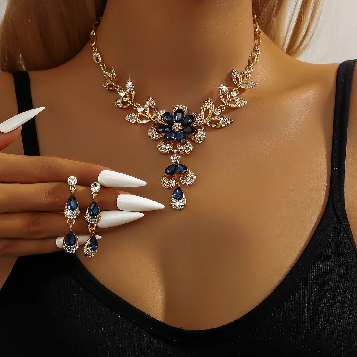 3PC Luxury Rhinestone Floral Necklace & Drop Earrings for Weddings, Banquets, and Festivals