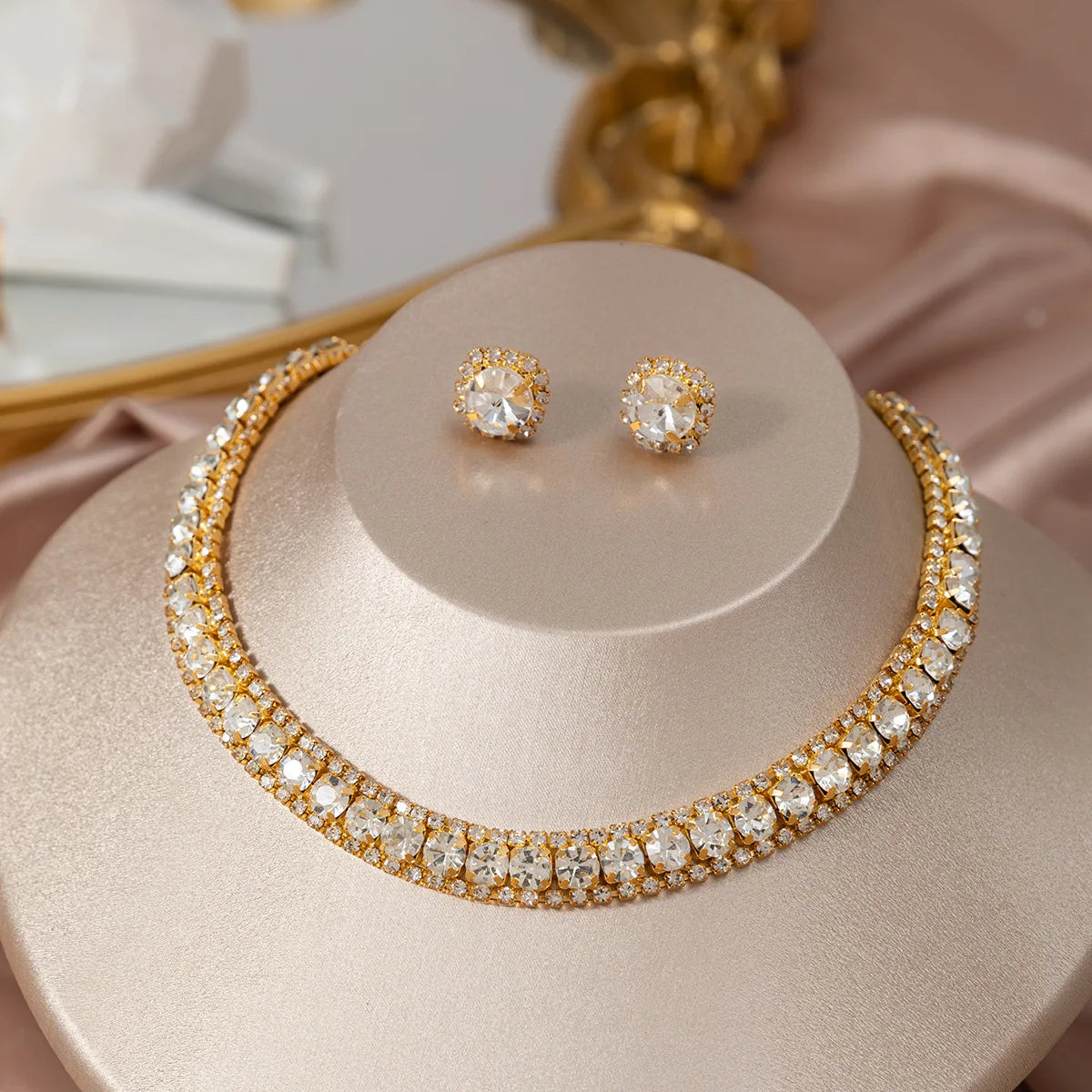 The "After-Hours" Glitz Set – Trendy Rhinestone Jewelry for Party & Daily Chic