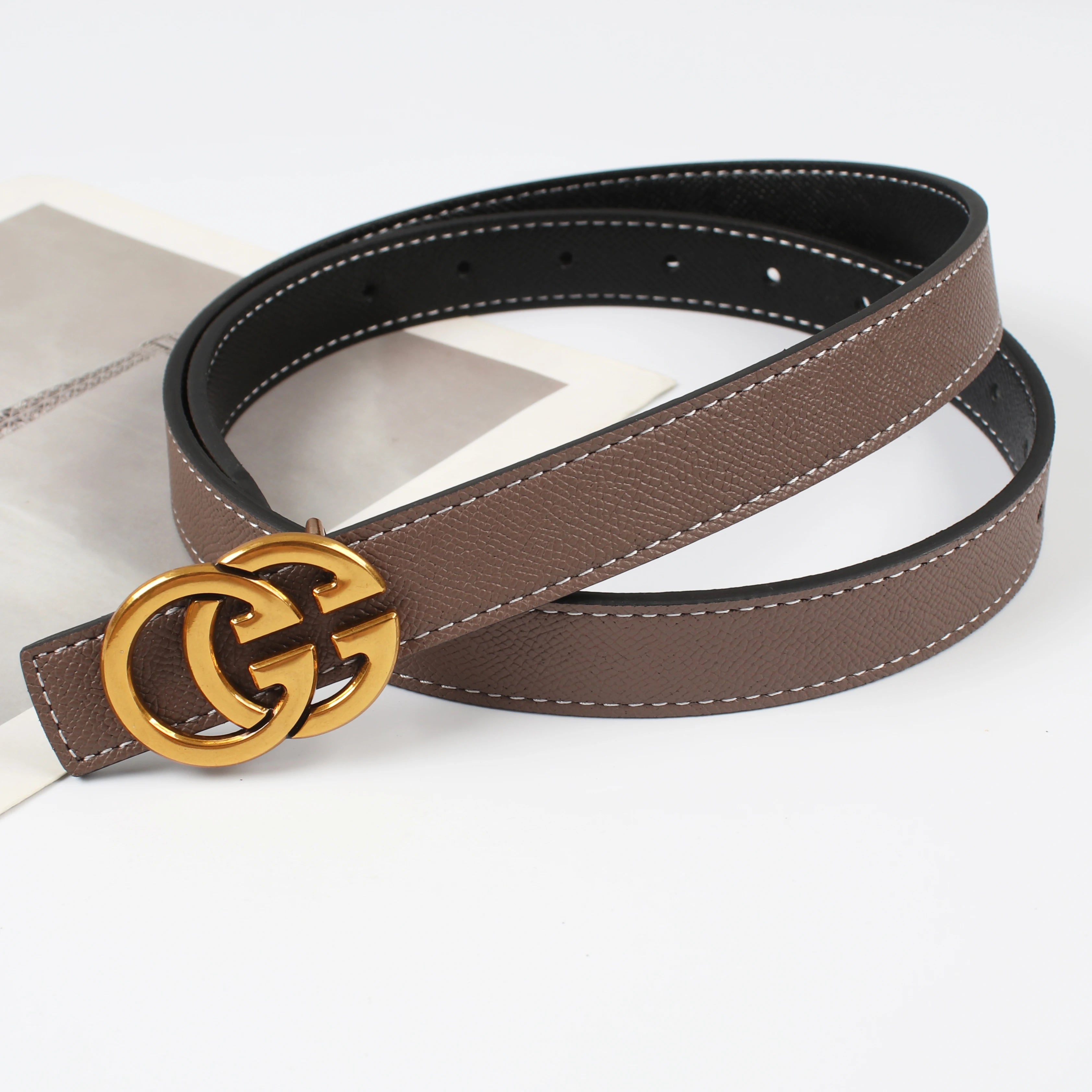 Reversible Cowhide Use Belt Sophisticated & Elevated Essentials