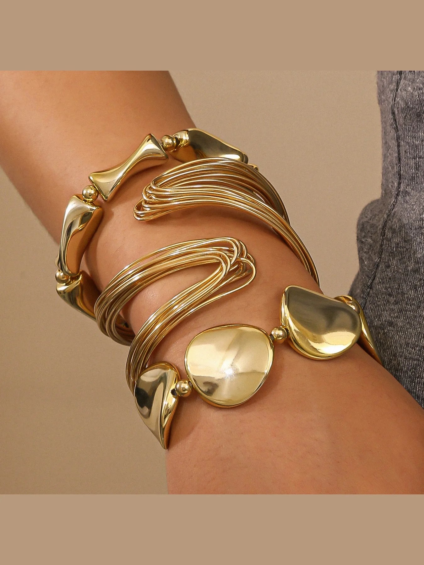 Exaggerated Punk Open Cuff Bracelet Set – Vintage Geometric Twisted Lines Bangle for Women, Festival and Party Fashion Accessories