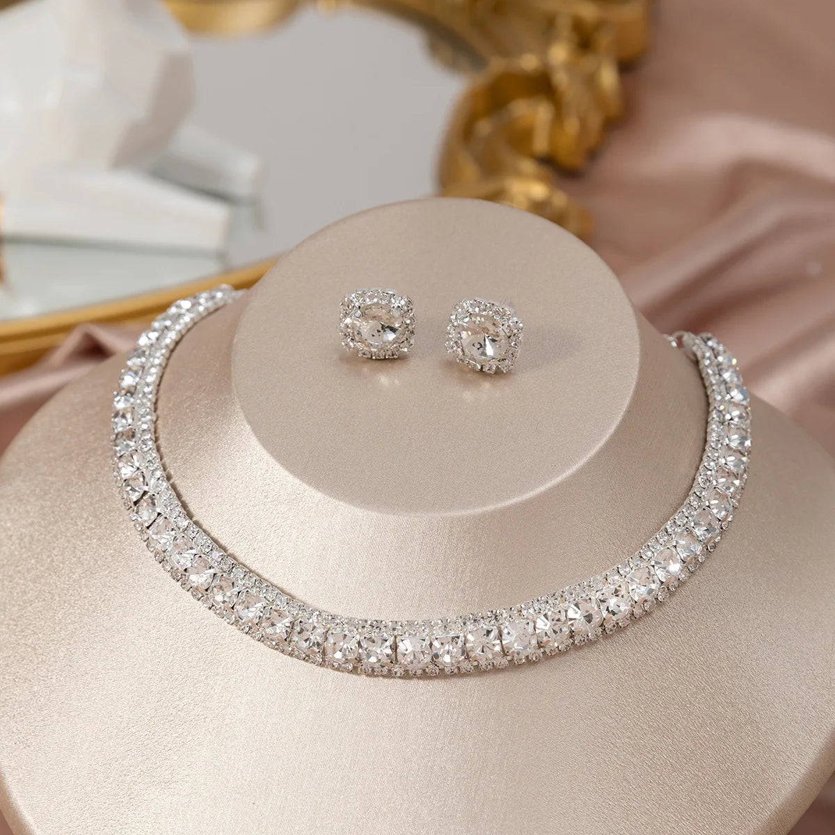 The "After-Hours" Glitz Set – Trendy Rhinestone Jewelry for Party & Daily Chic