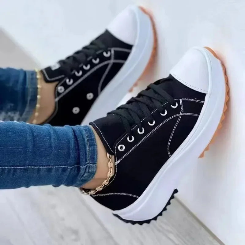 Signature Low-Top Canvas Walkers – Lightweight & Breathable