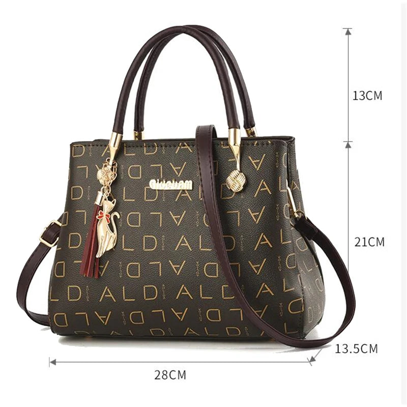 The Urban Carry-All – Large-Capacity Crossbody & Shoulder Tote