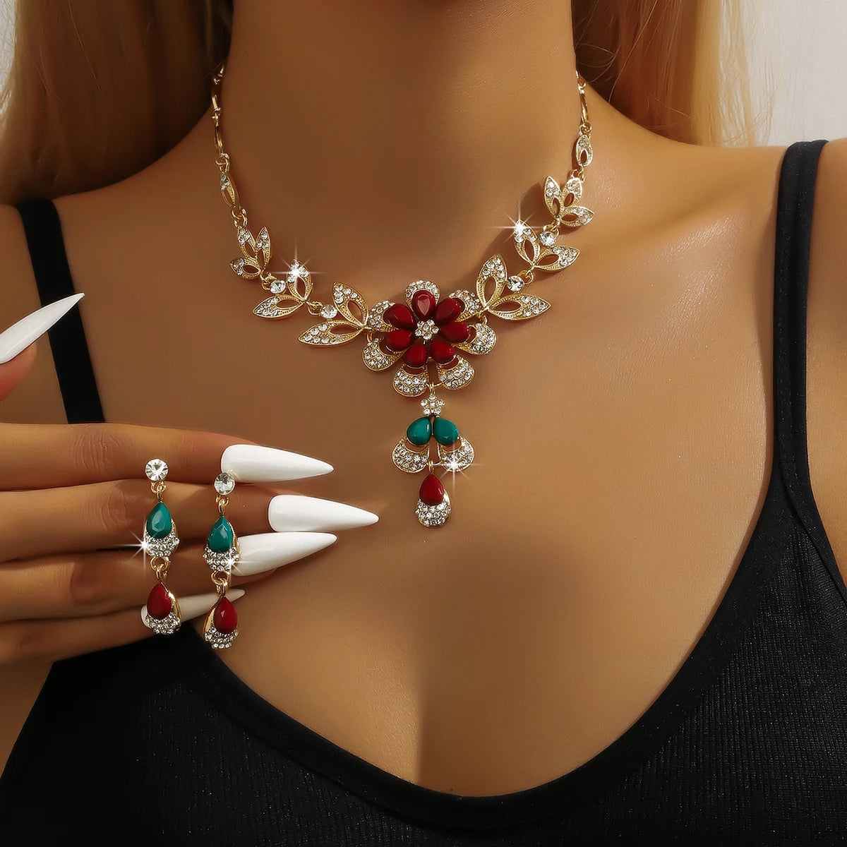 3PC Luxury Rhinestone Floral Necklace & Drop Earrings for Weddings, Banquets, and Festivals