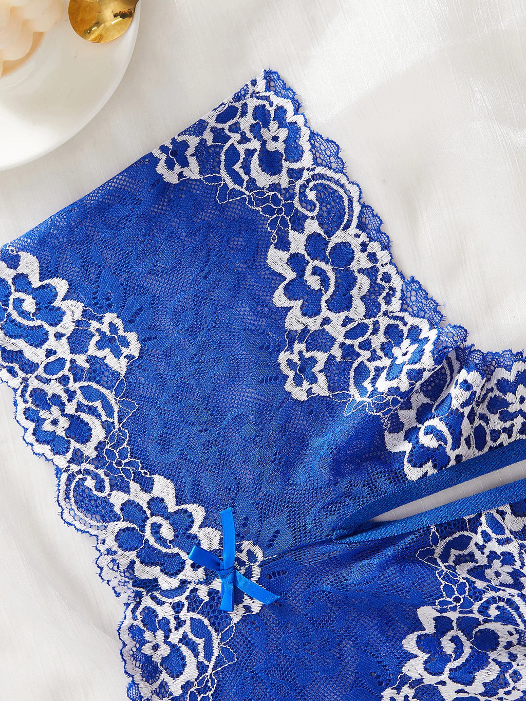 Women’s Sexy Floral Lace Open-Cup Bra & Crotchless Panty Set