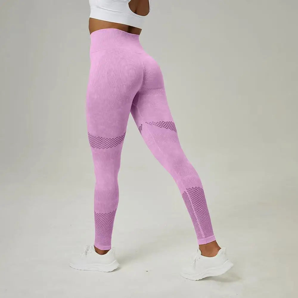 The Perfect Fit: High-Waisted Seamless Fitness Pants for Gym & Yoga