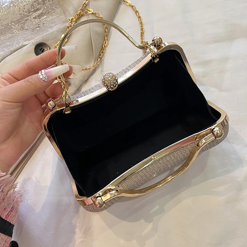 Minimalist Pearl-Button Evening Bag – Modern Feminine Small Sophisticated Button-Detail Bag