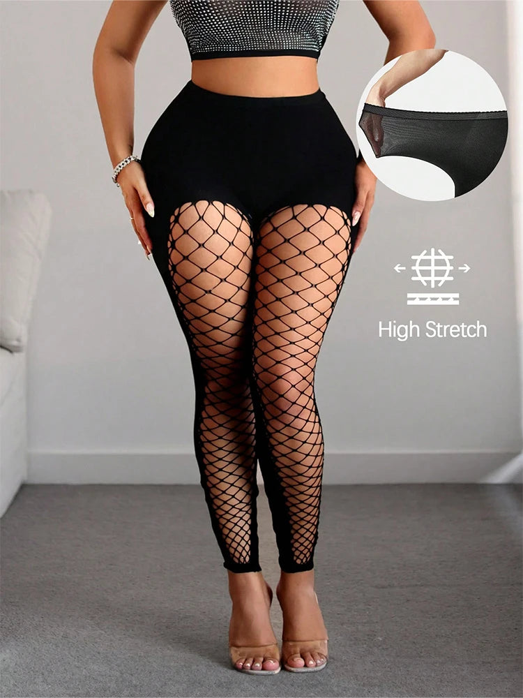 Intricate Floral Lace: Soft, premium lace provides a comfortable yet luxurious feel against the skin.