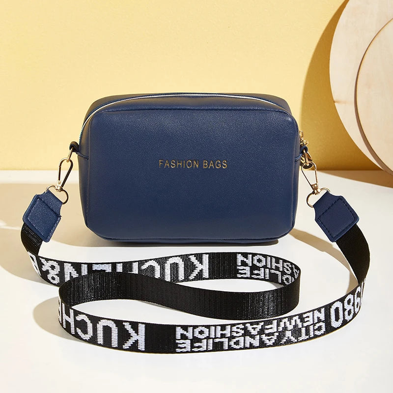 Urban Vibe  Small Square Bag – Trendy Street-Style Shoulder Messenger