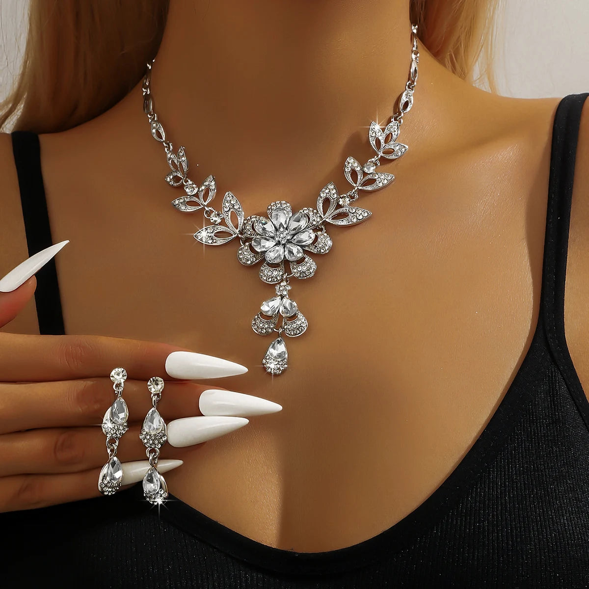 3PC Luxury Rhinestone Floral Necklace & Drop Earrings for Weddings, Banquets, and Festivals