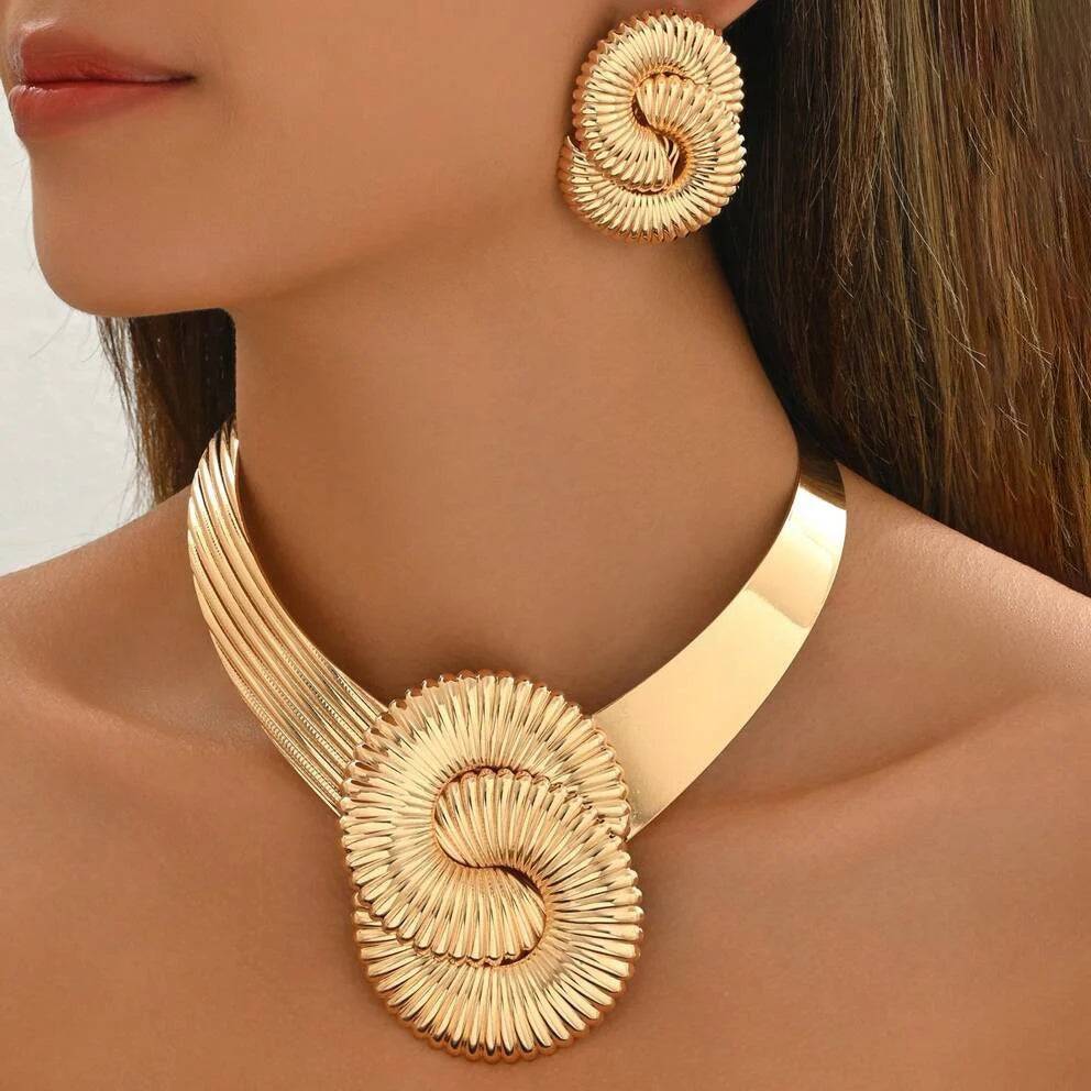 Heavy Metal Swirl Charm Choker & Earrings Set – Elegant Geometric Jewelry Suite Banquet, Party, and Runway Fashion