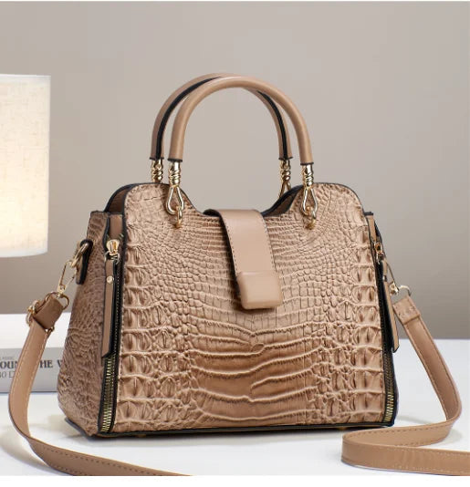 The Signature Patchwork Carry-All – Designer-Style Large-Capacity Tote