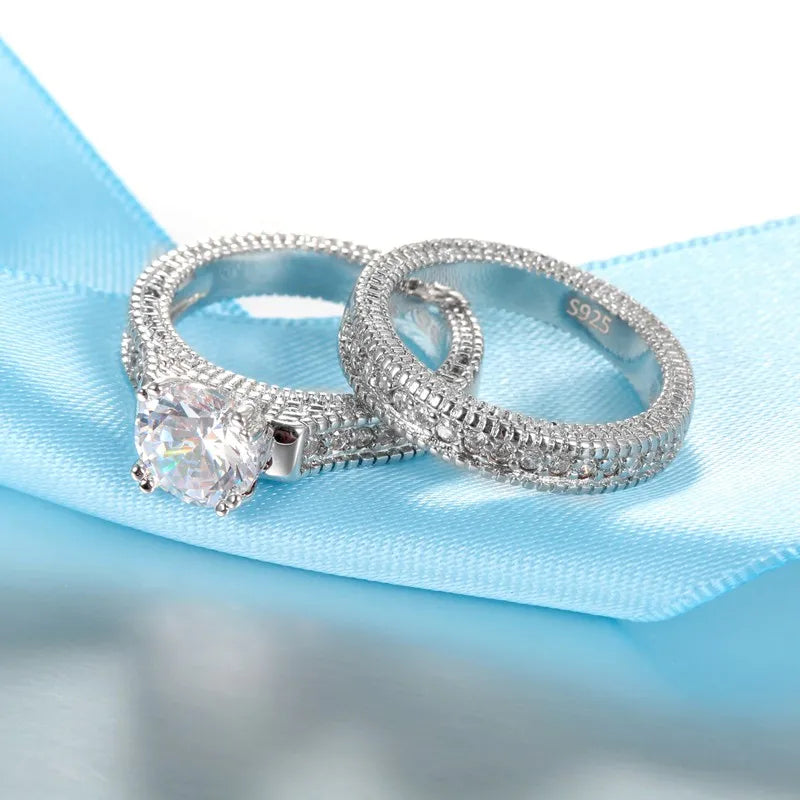 Royal Pavé Milgrain Wedding Band Set