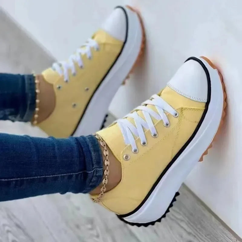 Signature Low-Top Canvas Walkers – Lightweight & Breathable