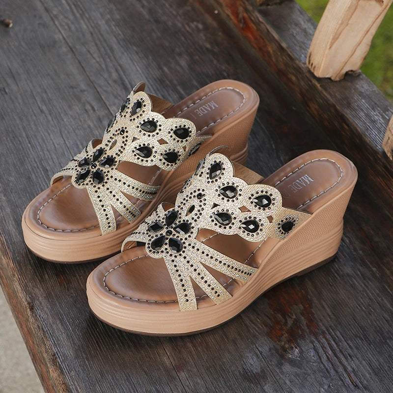 The Urban Muse Hollow Sandal | Breathable Comfort & Chunky Heel