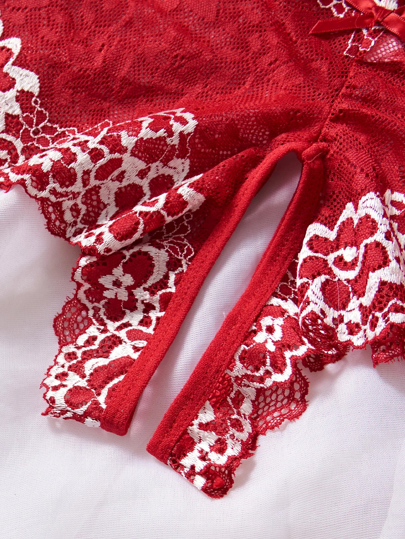 Women’s Sexy Floral Lace Open-Cup Bra & Crotchless Panty Set