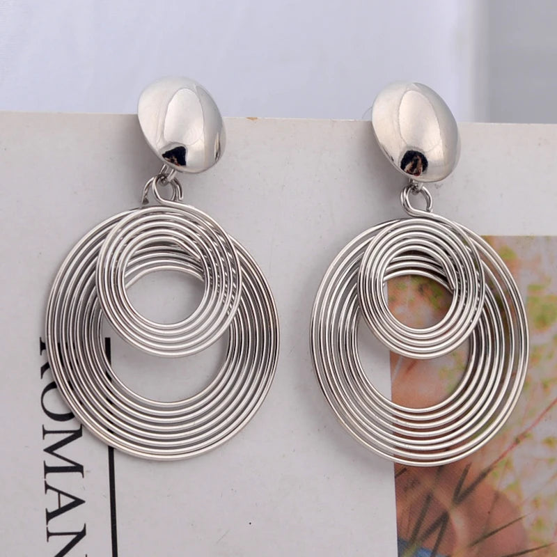 The "Modern Muse" Oversized Geometric Statement Earrings – Gold & Silver