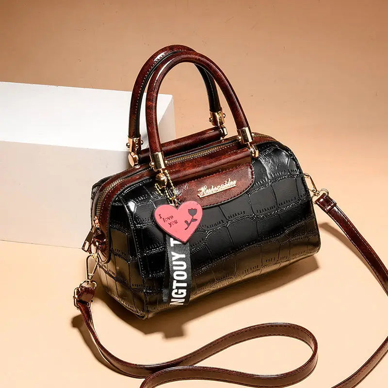 The Luxe Croc Carry-All – Sophisticated & Spacious Designer-Style Purse