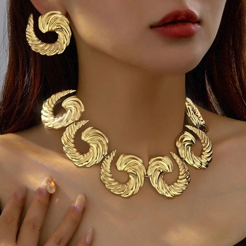 Heavy Metal Swirl Charm Choker & Earrings Set – Elegant Geometric Jewelry Suite