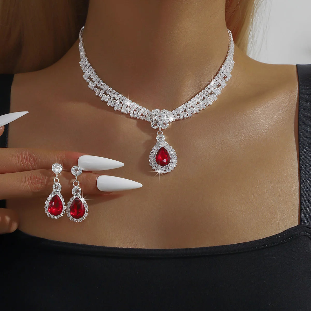 3PC Luxury Rhinestone Floral Necklace & Drop Earrings for Weddings, Banquets, and Festivals