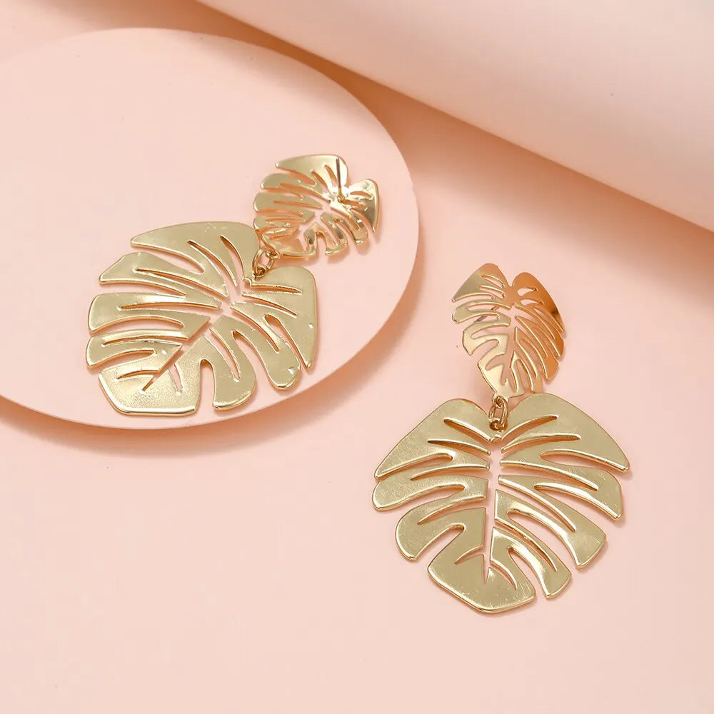 Tropical Vine Dangle Earrings – Radiant Gold-Tone Bohemian Jewelry