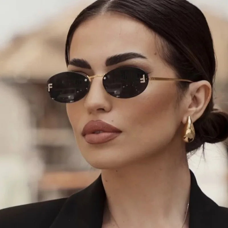 Vintage-Inspired Oval Frame Sunglasses with F Signature Accents