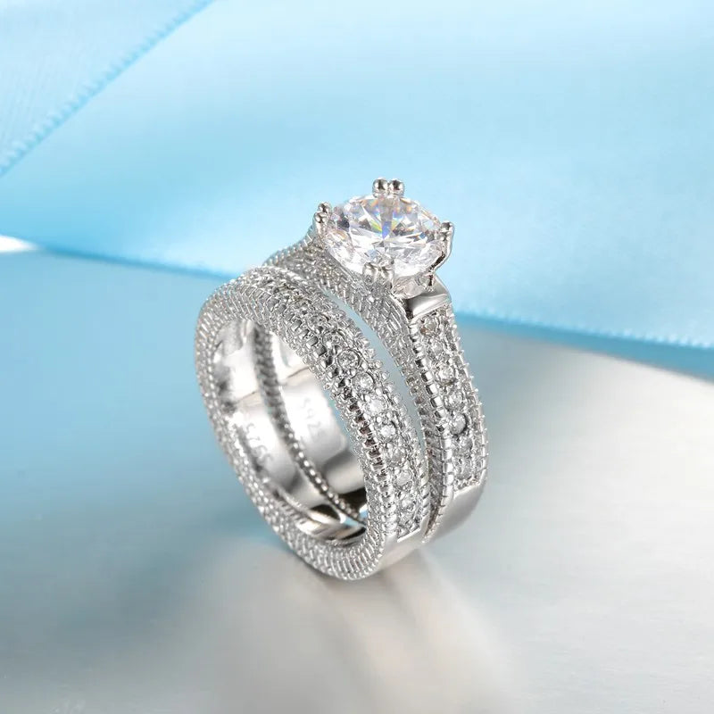 Royal Pavé Milgrain Wedding Band Set