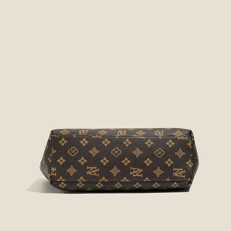 Luxe Grid-Pattern Shoulder Bag – The Ultimate Daily Carry-All