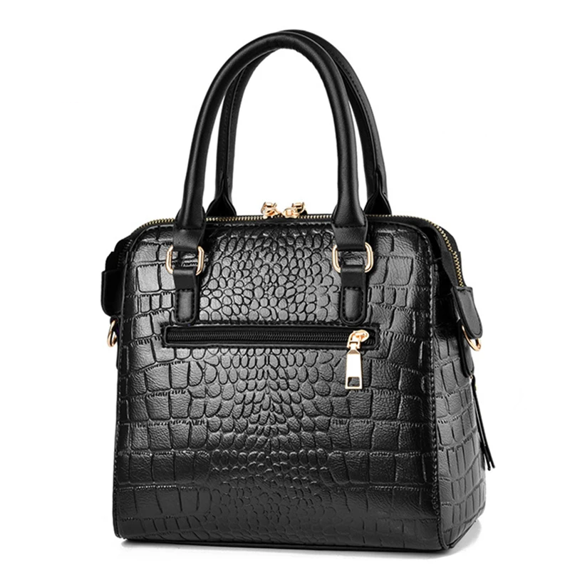The Luxe Croc-Tassel Handbag – Sophisticated Winter Luxury Elegant Top-Handle & Crossbody